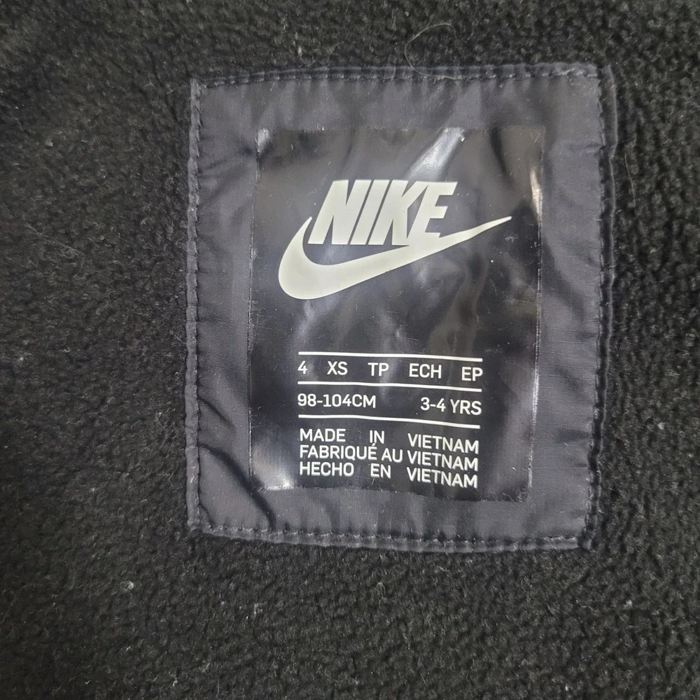 Nike Size 4 XS Windbreaker Jacket Unisex Kids Black Fleece Lined Hooded Full Zip